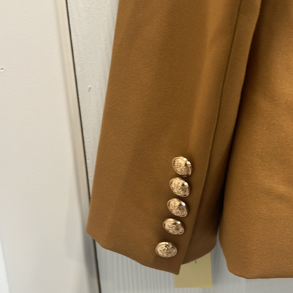 New with tags Women’s Blazer in XL - Picture 6 of 14